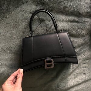 Black small purse - Balenciaga style